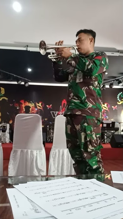Review tiupan penghormatan PERWIRA TINGGI