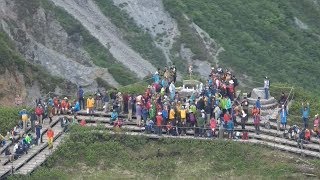 鳥取・大山で山開き 登山者でにぎわう