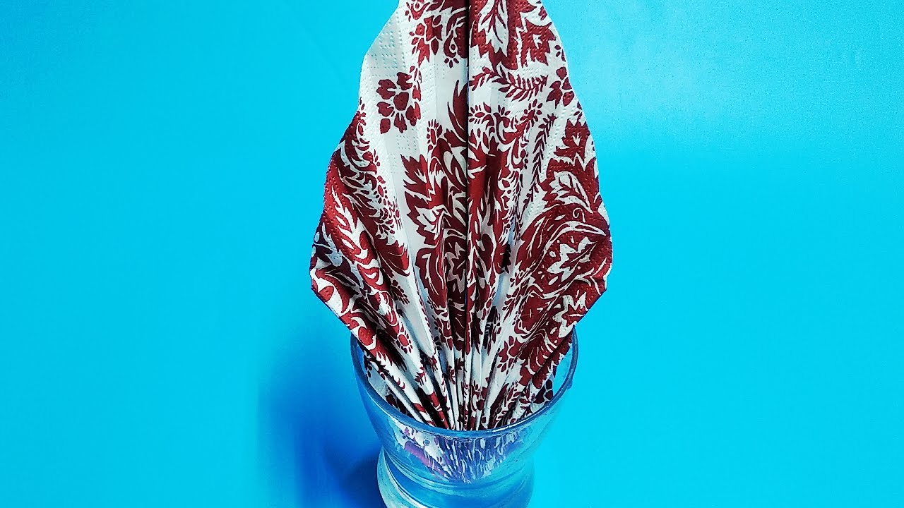 קיפול מפית בכוס