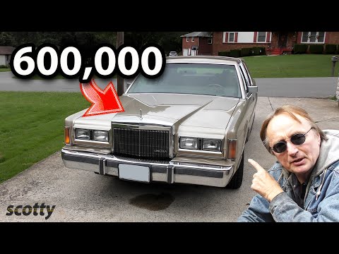 Here&rsquo;s Why My Next Car Will Be a Lincoln Town Car