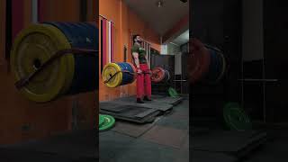 260Kg On the Rod.... Stronger..