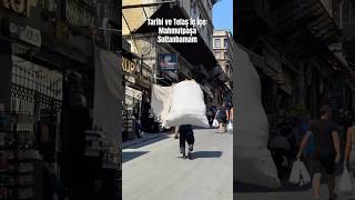 Hanların Gölgesinde Bitmeyen Koşuşturma: Mahmutpaşa #Sultanhamam #İstanbul #art #tarih #yaşam #canlı