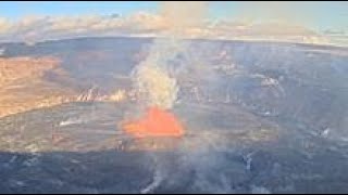 KWcam at Kīlauea's summit captures lava fountain within Halemaʻumaʻu crater