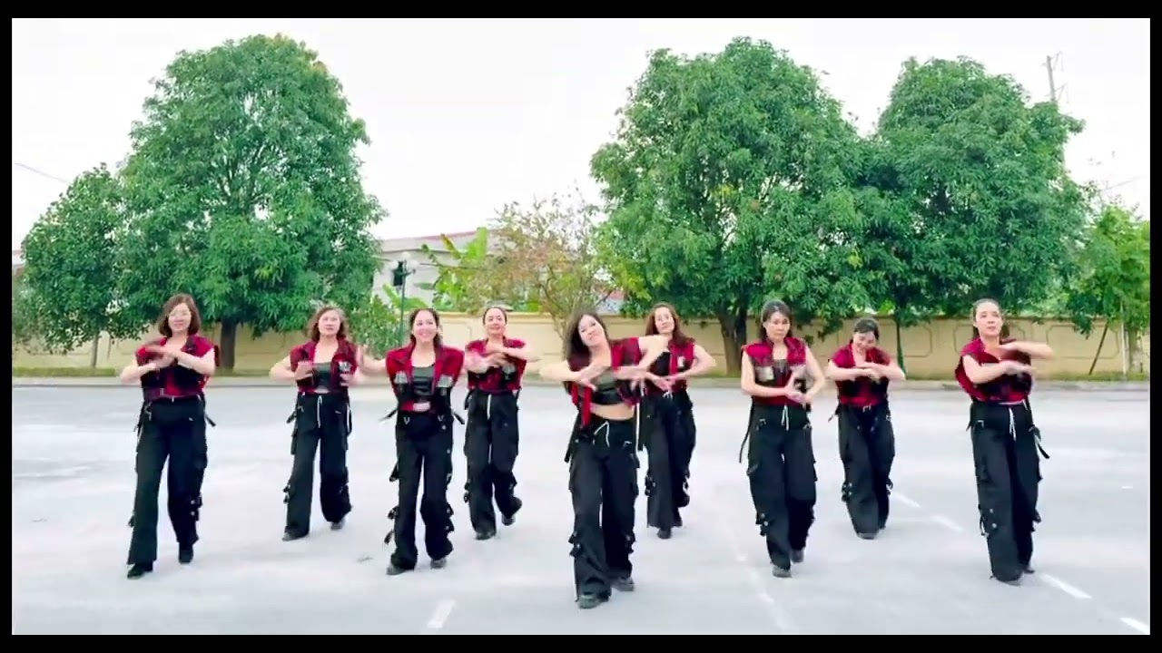 Thiệp Hồng Sai Tên