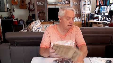 Behringer XENYX QX1002USB  (with USB) Mixer for electric-acoustic guitar, microphone