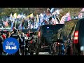 Trump motorcade greeted by supporters in DC at Million MAGA March