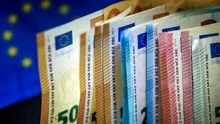 Euro to Rise as ECB Has `Less Weapons' Than Fed, Algebris Says