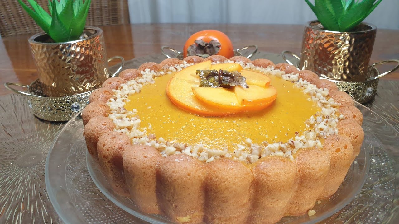 كيكة بفاكهة كاكي ساهله ورائعة 😋جدآ طوب ياسلام 👌