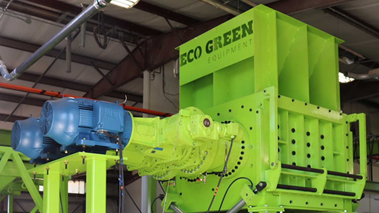ECO Green Giant | Two-Shaft Tire Shredder - YouTube