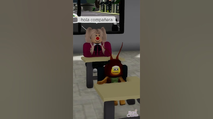 CUCARACHA REGRESANDO A CLASES BROOKHAVEN xd #SHORTS #ROBLOX