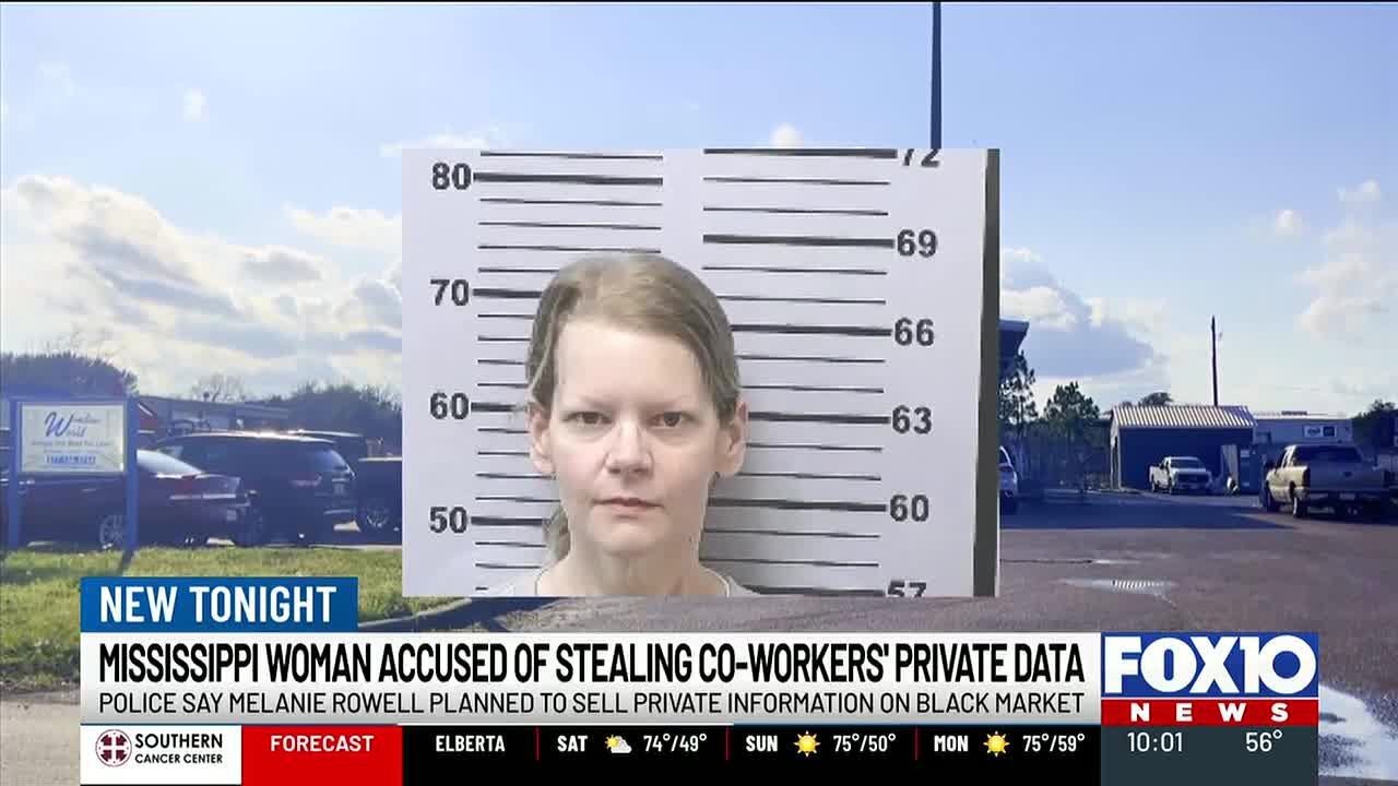 Mobile ‘Window World’ employee accused of stealing co-workers personal data
