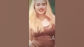 @ tante bohay goyang ebot patah patah bikin ngillu...
