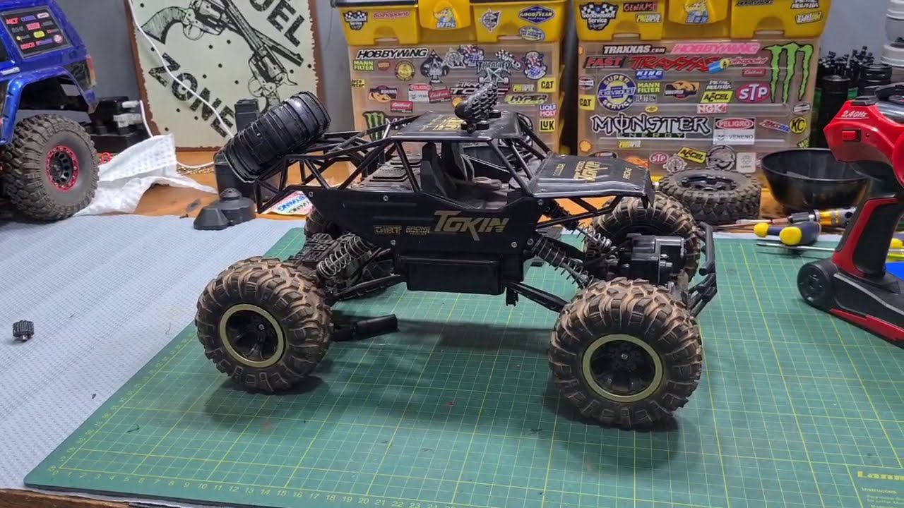 Rock Crawler 4X4 - Carro de Controle Remoto