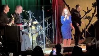 Sheena Easton @ Yoshi's in Oakland, CA 10/19/25 "Strut"