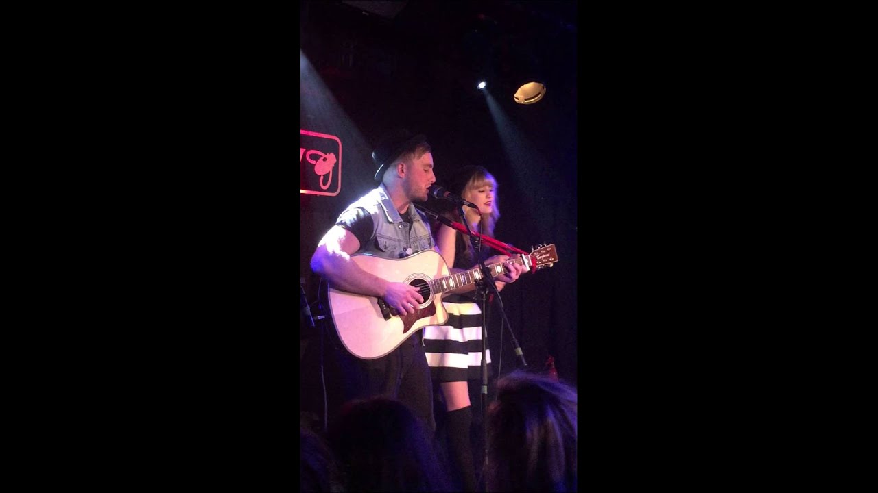 Mary Desmond At VMG LIVE London 1/2/2015