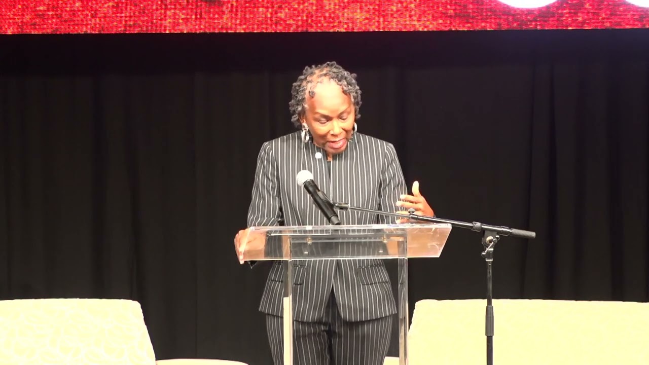 Dr  Angela Sims (Ellison Jones Convocation 2022)