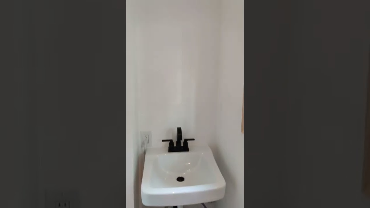 The Twelve pod on wheels + 1/2 bath with composting toilet. www.mini-o.com Your new favorite room