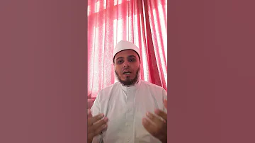 صلى عليك الله يا علم الهدى 