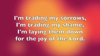 Video voorbeeld van "Trading My Sorrows - Key G"