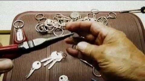 HOW TO REPAIR SPREADED  KEY RINGS