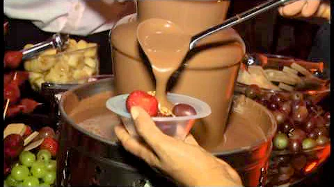 Quais as frutas que vai na cascata de chocolate?