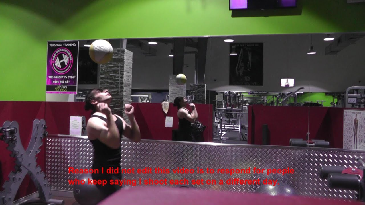 FFL365: Football Juggling (6.6Lbs medicine ball)  improve your legs balance, strength and speed