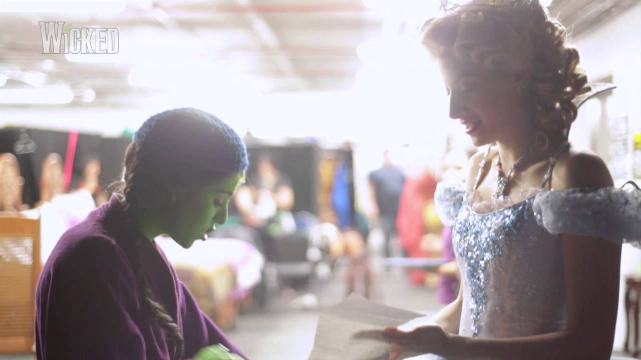 Detrás del Telón Esmeralda: La creación de Wicked. Capítulo 8