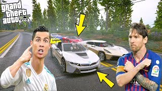 Ronaldo Ve Messi̇ Süper Lüks Arabalarla Yarişiyormessi̇ Ölümden Döndü - Gta 5
