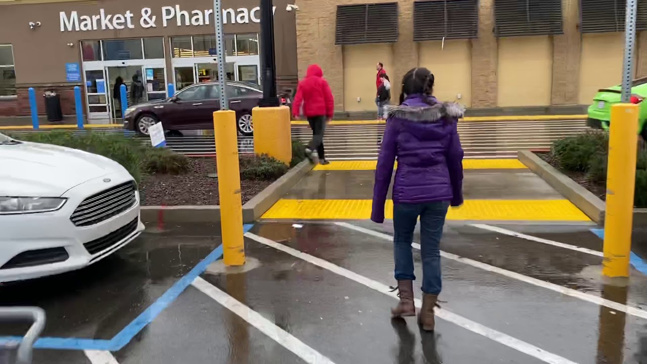 FAMILY TIME || Shopping - For Christmas Gift Exchanges .December 22