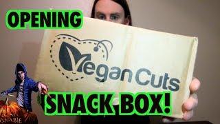 Unboxing Vegan Cuts Snack Box