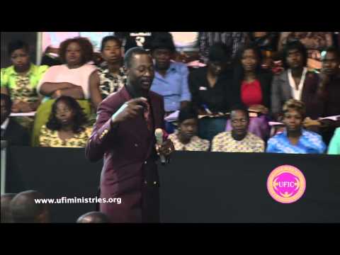 PROPHET MAKANDIWA -