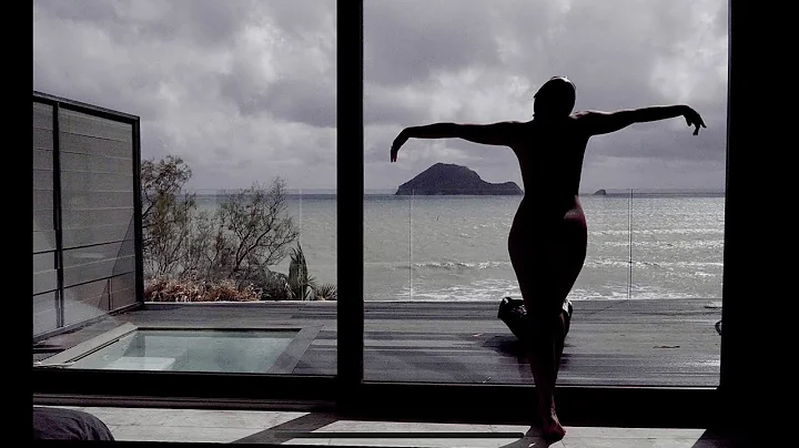 Corts Kimberly - Mi Mundo (music video)