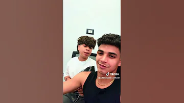 فارس سكر وانا بحكي عليكي بنزل دمعه من عيني 