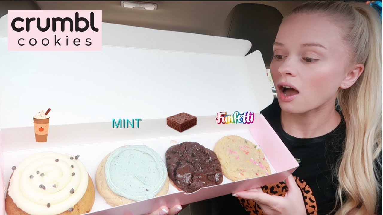 This Weeks CRUMBL Cookie Review | Funfetti, Pumpkin Cake, Aggie blue
