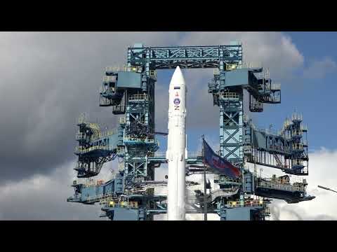 Angara 1.2 / Cosmos 2592-2595 rollout/liftoff