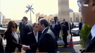 الرئيس السيسي يقدم واجب العزاء لأسرة الرئيس الأسبق حسني مبارك