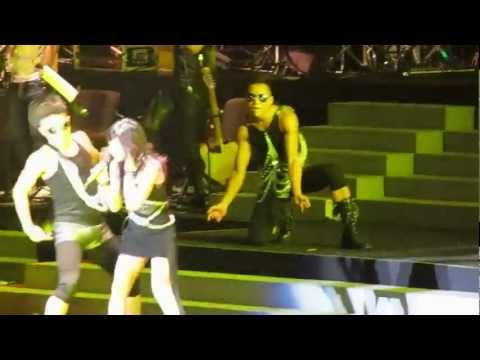 2012 Sandy Lam MMXII Concert - 疯了