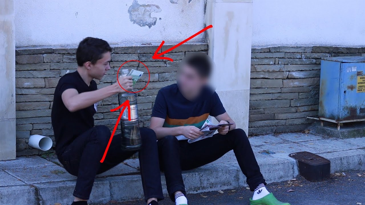 ⁣ПРИЮТИХ БЕЗДОМНИК ? (Социален експеримент)