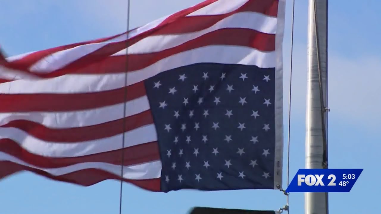 American flag 🇺🇸 seen flying upside down 