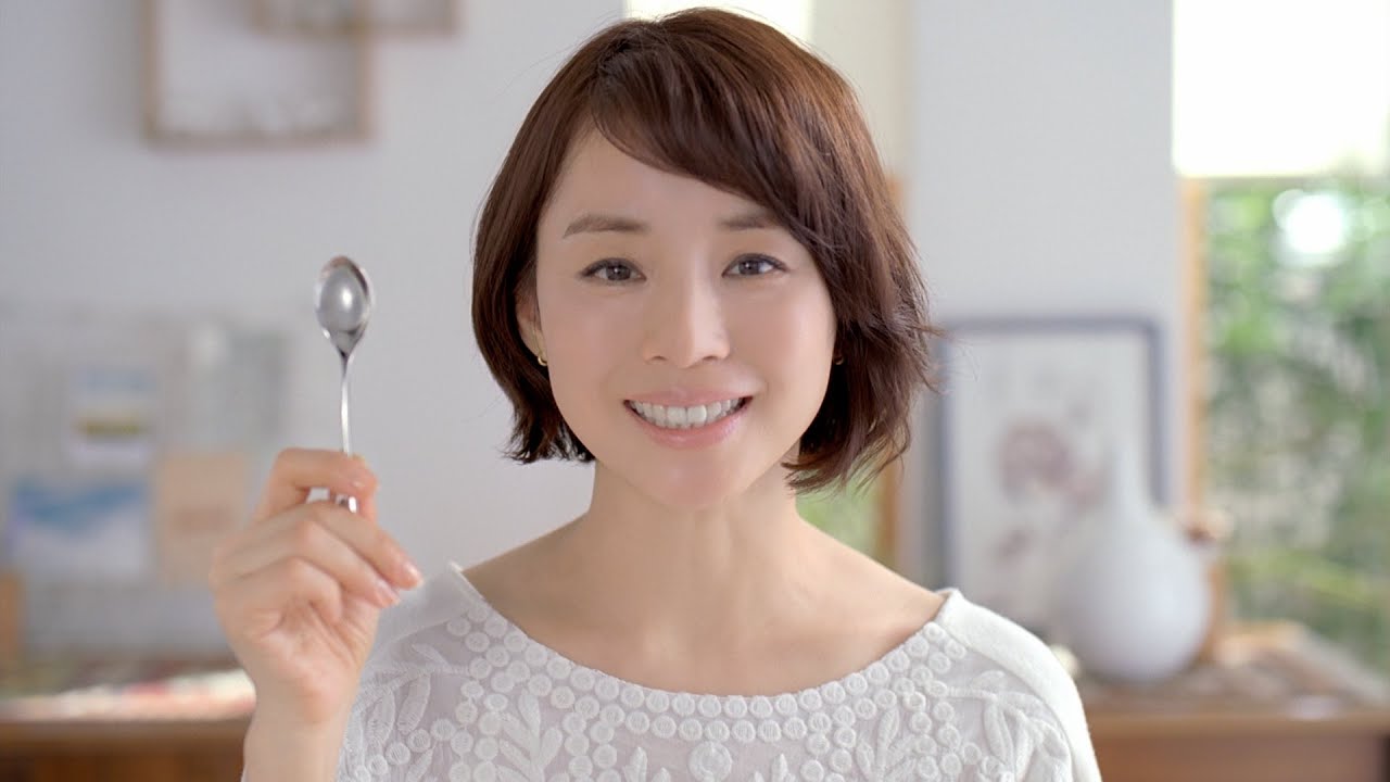 画像 石田ゆり子 アミノコラーゲンヨーグルト Cm 女優が美しいので画像まとめ Naver まとめ