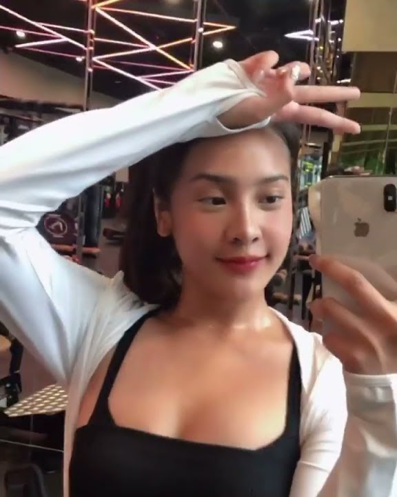 ANYA GERALDINE SEXY HABIS NGEGYM #shorts #anyageraldine