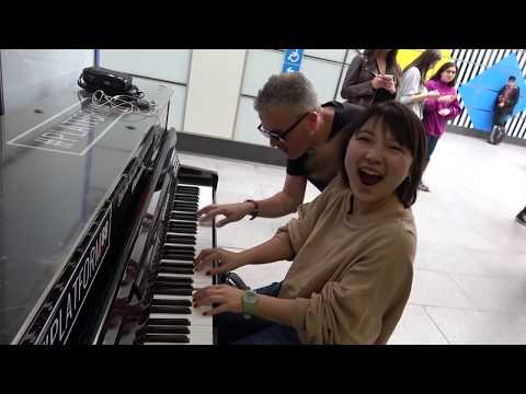 japanese-girl-hears-boogie-woogie-for-the-first-time