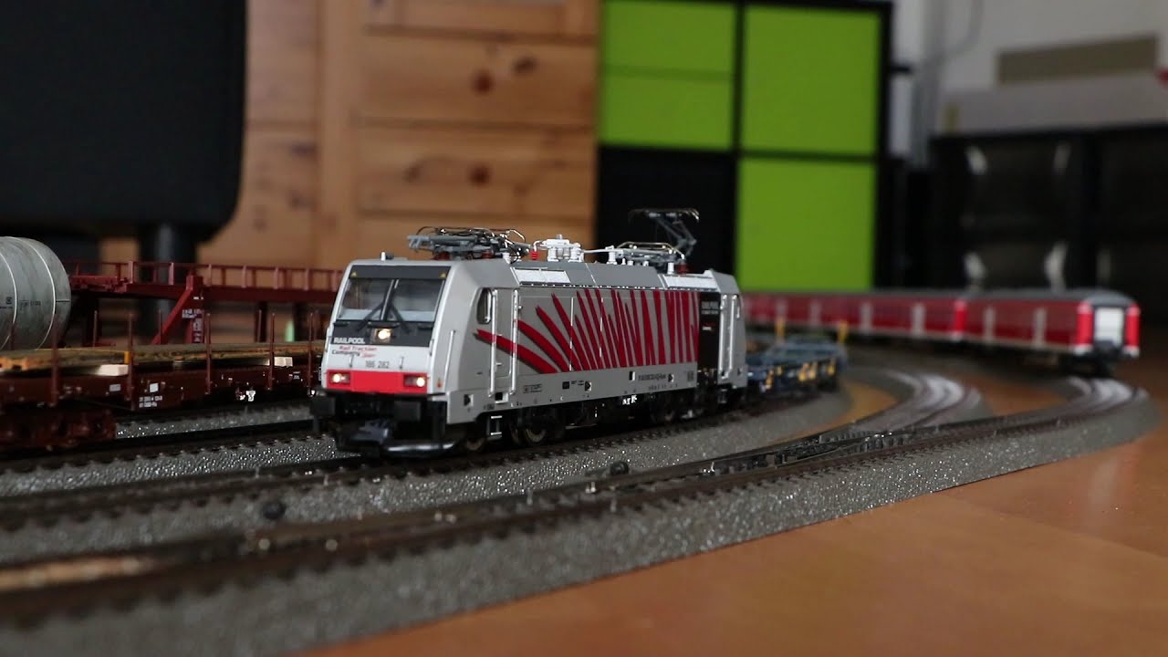 Christians Modellbahn - Lokvorstellung: 50-Jahre-Intercity-101 von Märklin