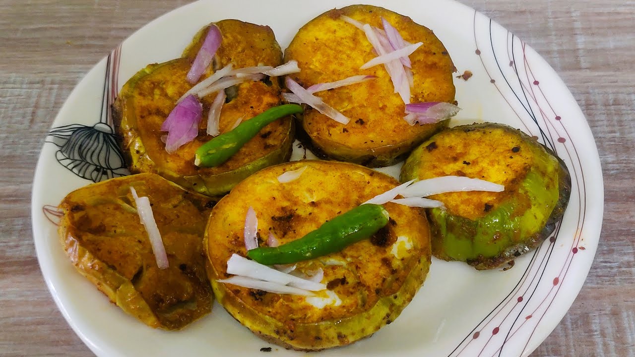 সহজ ও মজাদার বেগুন ভাজা রেসিপি By Yana's Kitchen #ilishmach #cooking #bdkitchen #kitchen