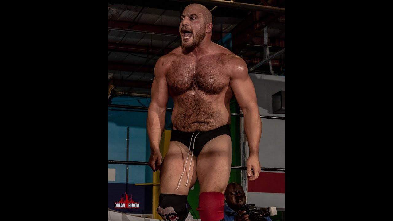 [FREE MATCH] Chris Dickinson v Darius Carter (W.O.W)