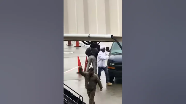 Buju banton heading home to Jamaica