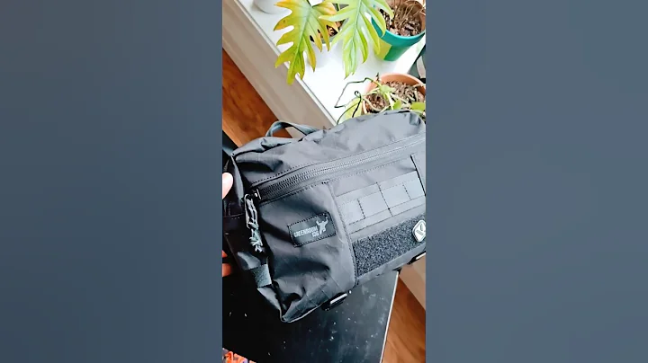 My Favorite EDC Sling #greenroom136 #metromonger