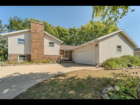 1041 Bluebird Lane, Union Grove, WI home video tour