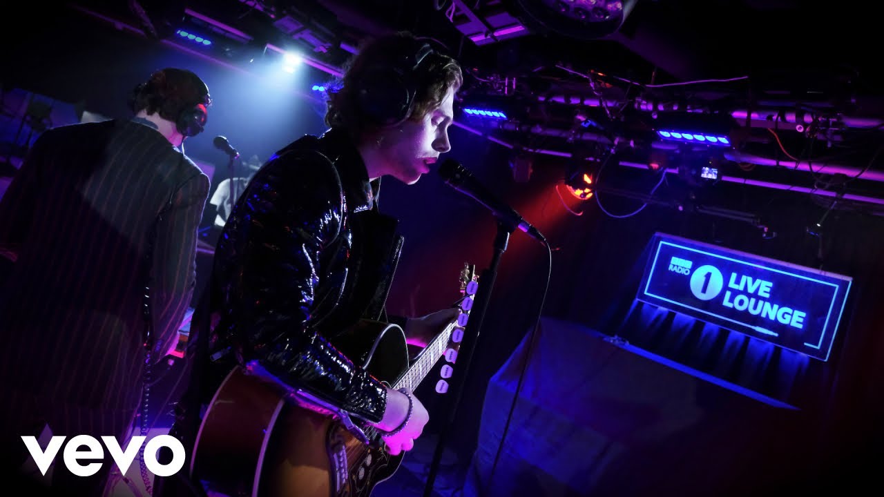 5 Seconds of Summer - Easier in the Live Lounge