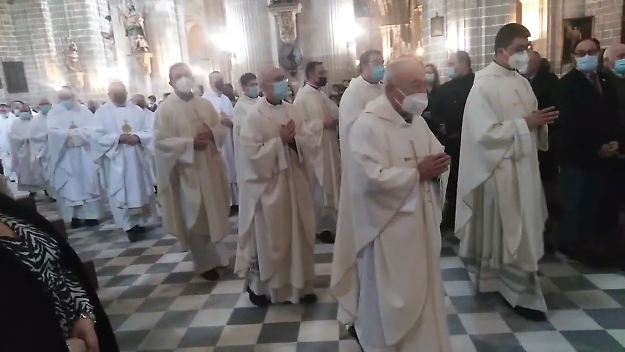 Misa crismal en la Catedral de Jerez, comienzo.